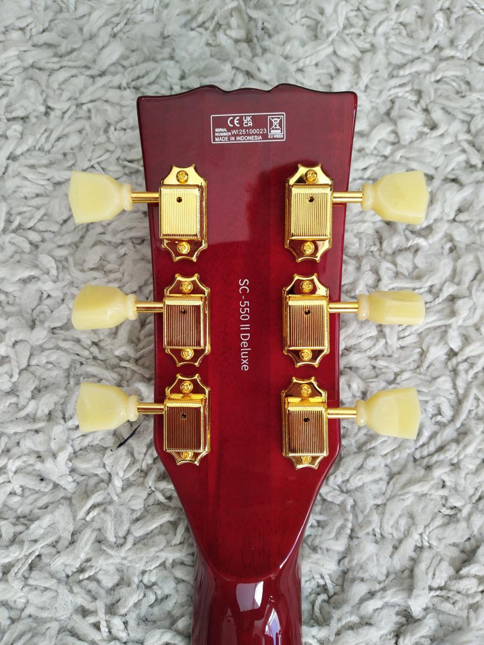 Harley Benton SC-550 II De Luxe + upgrades en gigbag z.g.a.n.  275 euro.