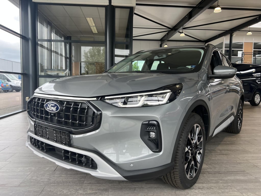 Ford Kuga 2.5 phev active slechts 322km!