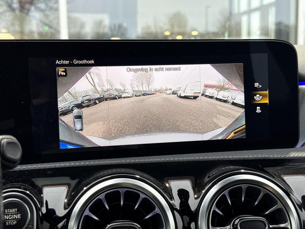 Mercedes-Benz A-Klasse 250 e business solution amg limited | nl-auto | pano