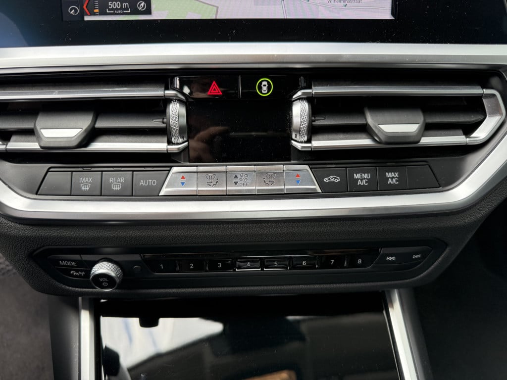 BMW 3-serie 320i automaat high executive sedan