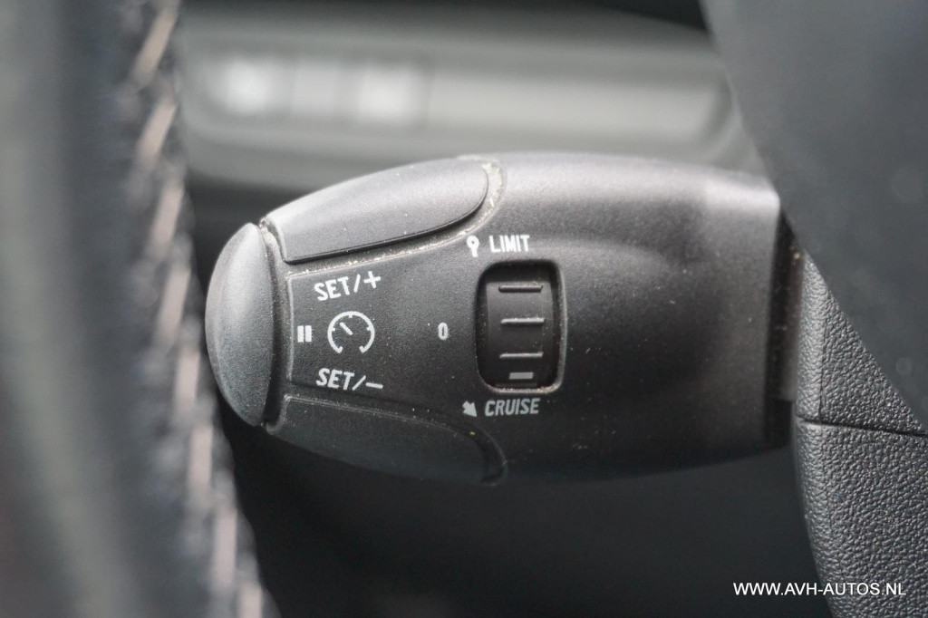 Peugeot 2008 1.6 bluehdi allure