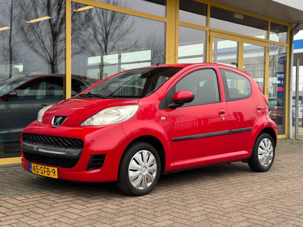 Peugeot 107 1.0-12v xs