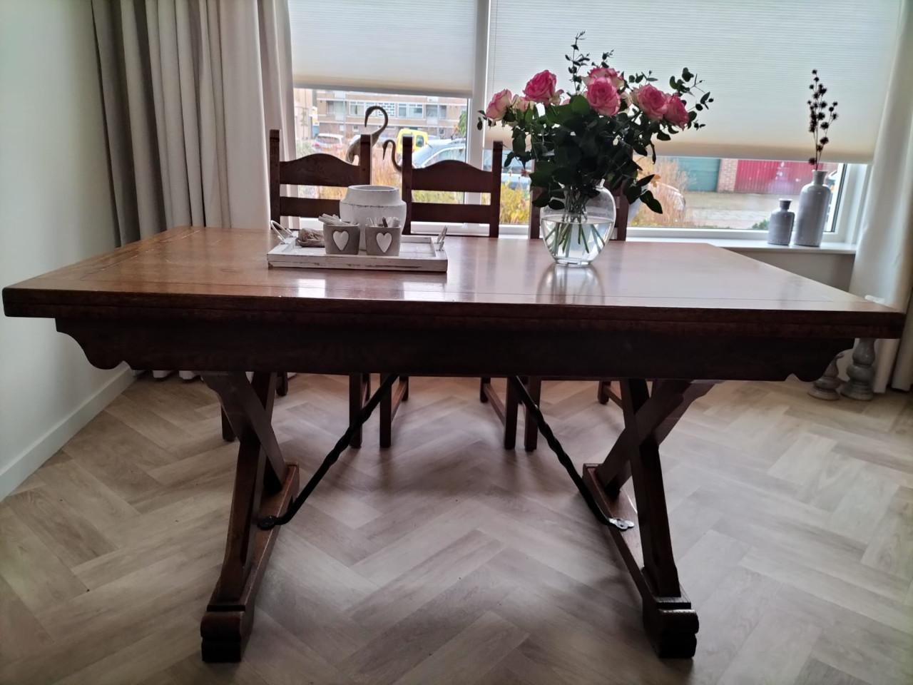 Eetkamertafel tafel eiken