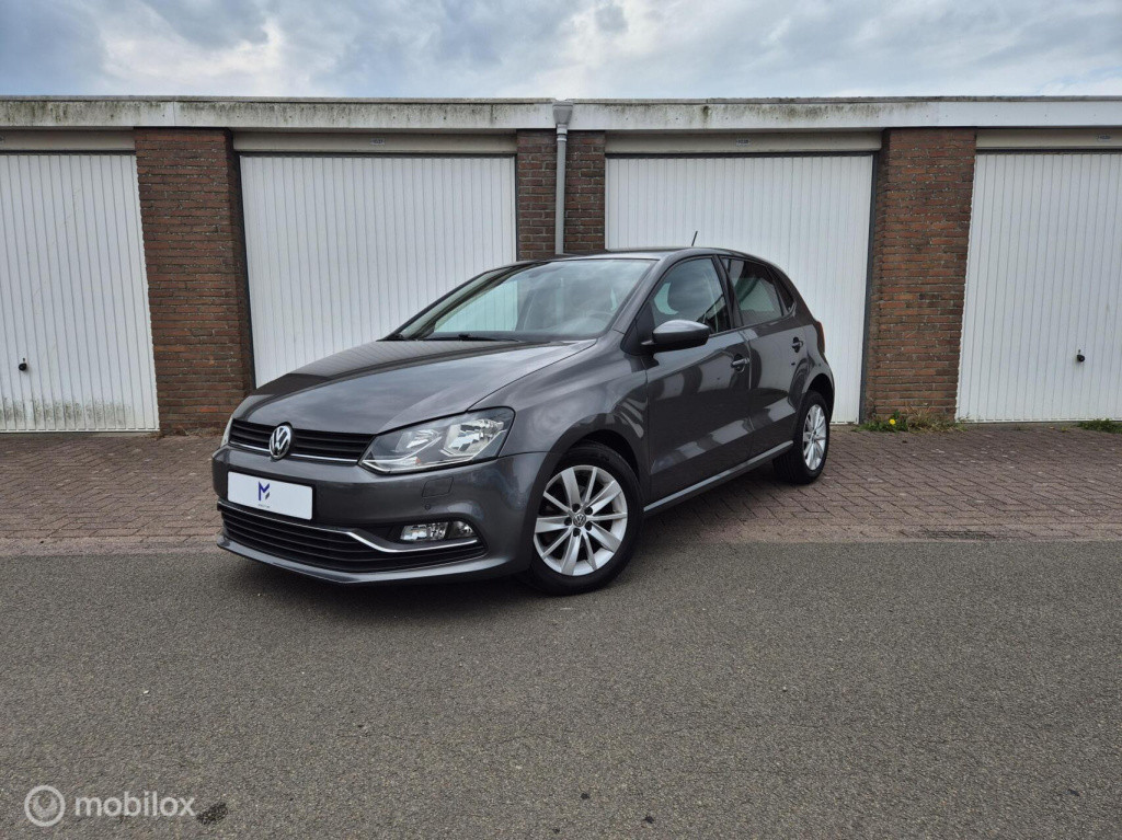 Volkswagen Polo 1.2 tsi comfortline / parkeersensoren voor + achter / stoel
