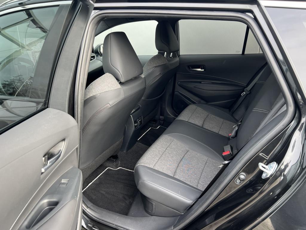 Toyota Corolla Touring Sports hybrid 140 dynamic