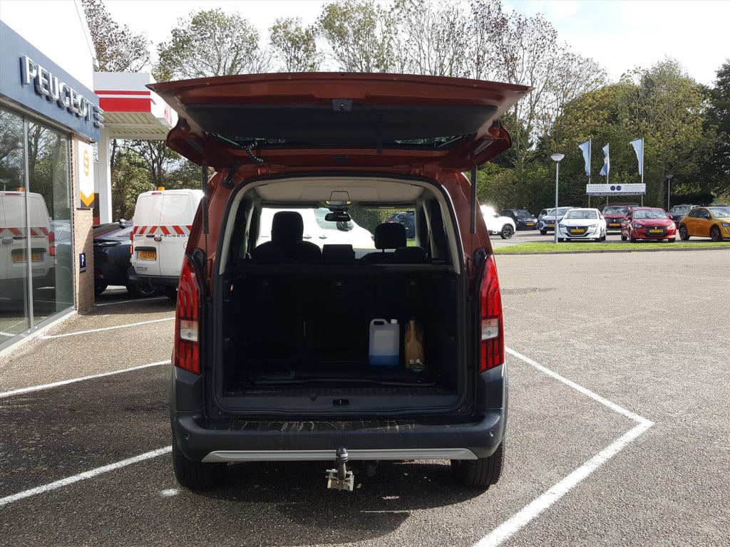 Peugeot Rifter gt-line 1.2 pt-130pk (vol)automaat (eat8) 5-pers. full optio
