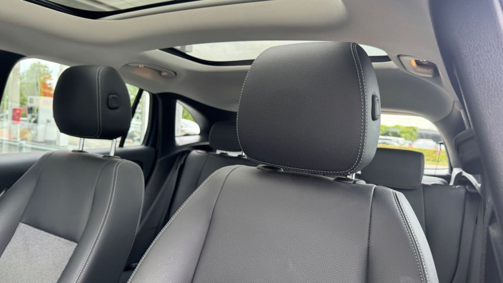 Mercedes-Benz Gla-klasse 180 business solution