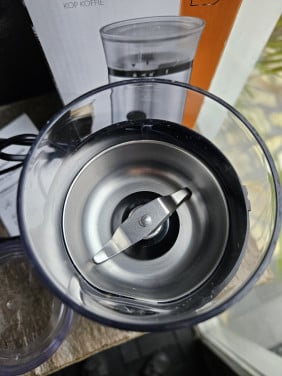 Nieuw in de doos, blokker rvs luxe koffiemolen, zware kwaliteit....