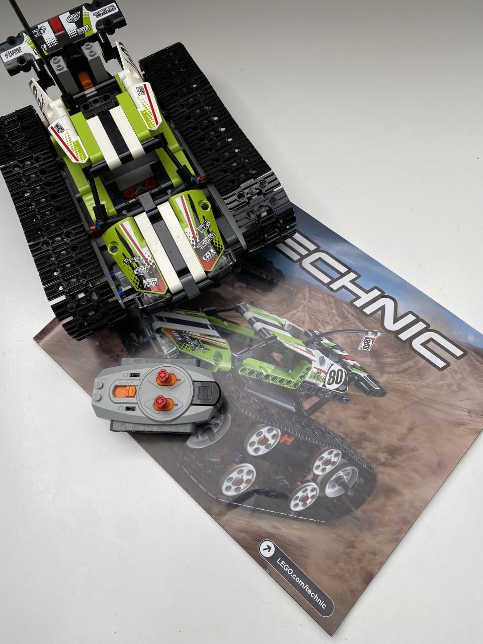 Koopje: Lego Technic set 42065 rupsbandracer, in nieuwstaat.