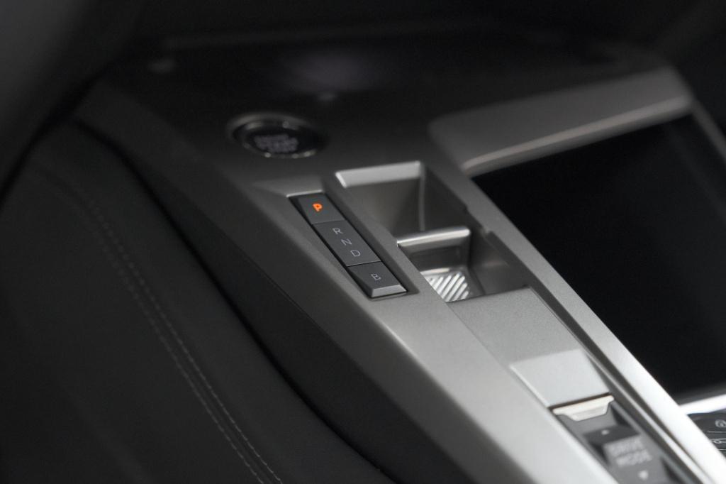 Peugeot 308 sw 1.6 plug-in hybrid 180 allure | 360 camera | adaptieve cruis