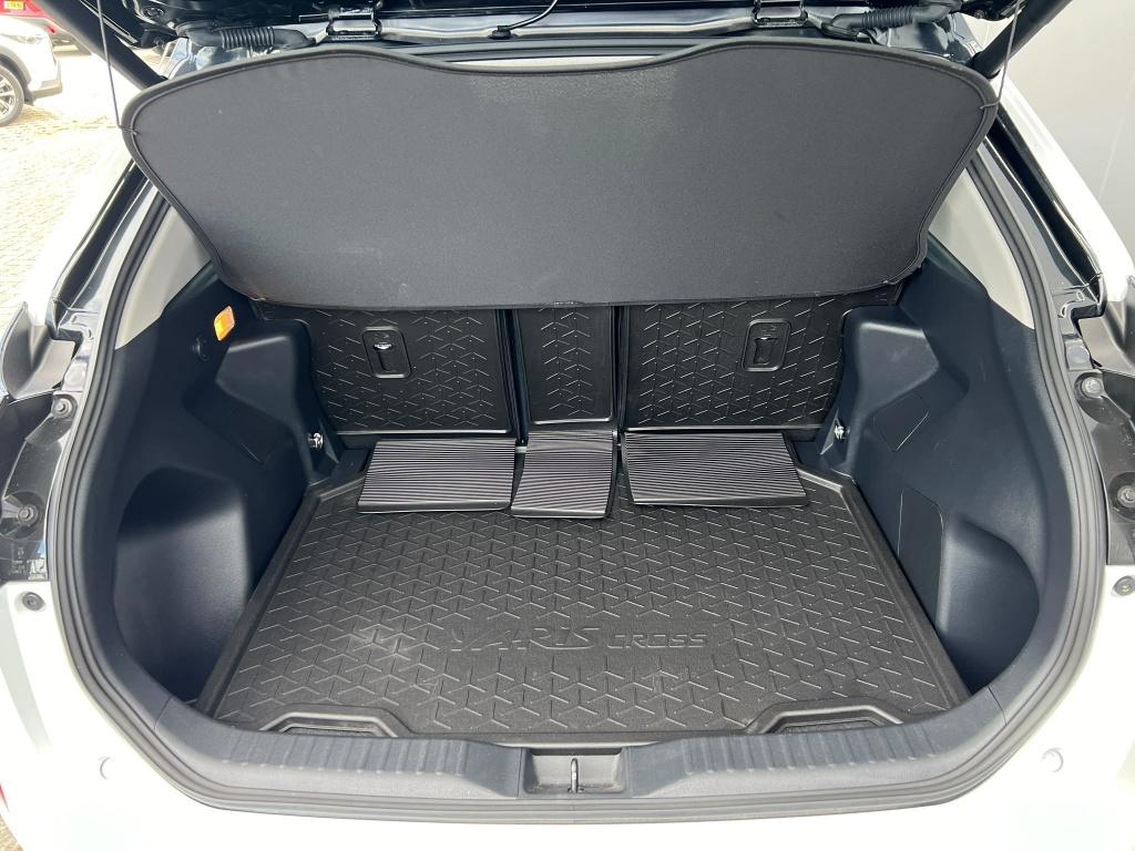 Toyota Yaris Cross 1.5 hybrid executive | 360 camera | elec. klep | stuurve