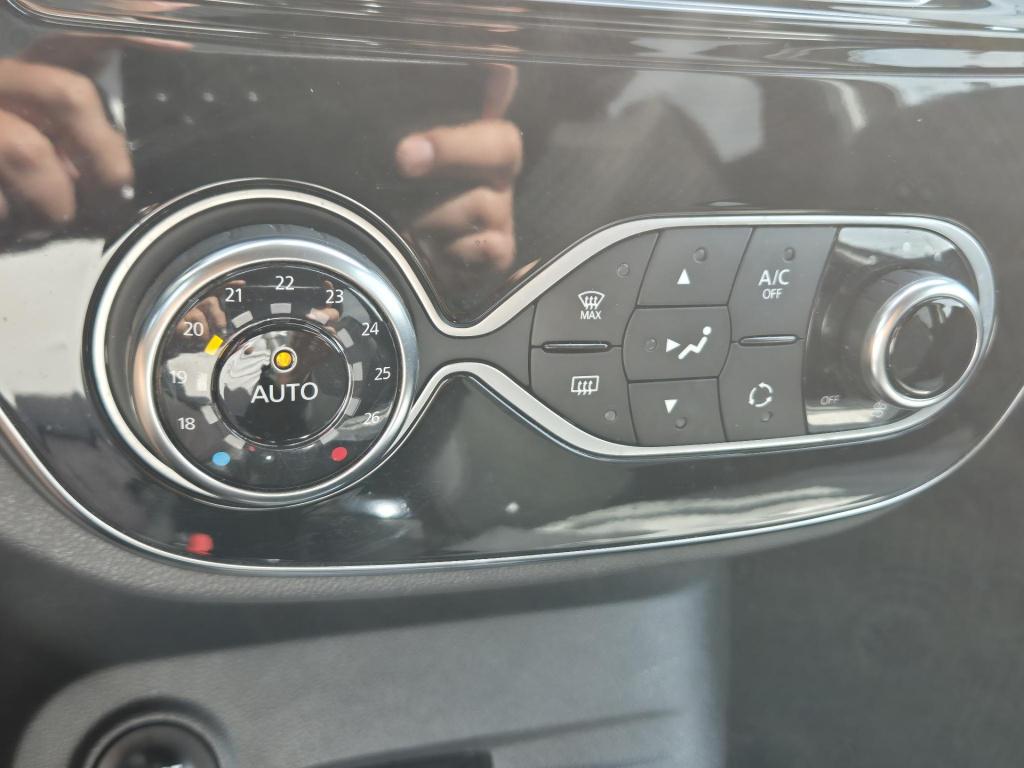 Renault Captur tce 90 intens parkeersensoren, navigatie, led verlichting, c