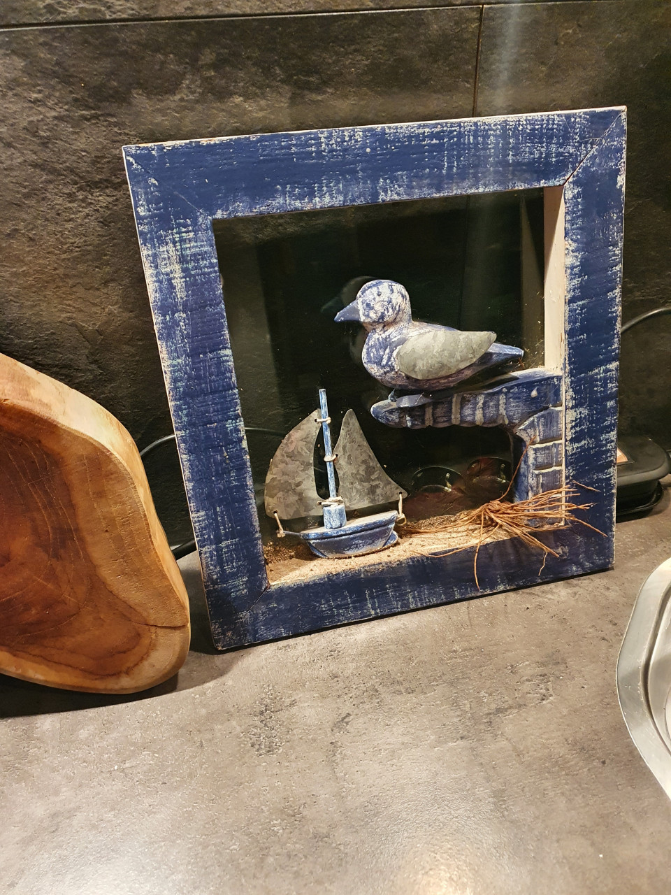 Leuke martitieme Wand decoratie van metaal, glas en hout, in goede staat...