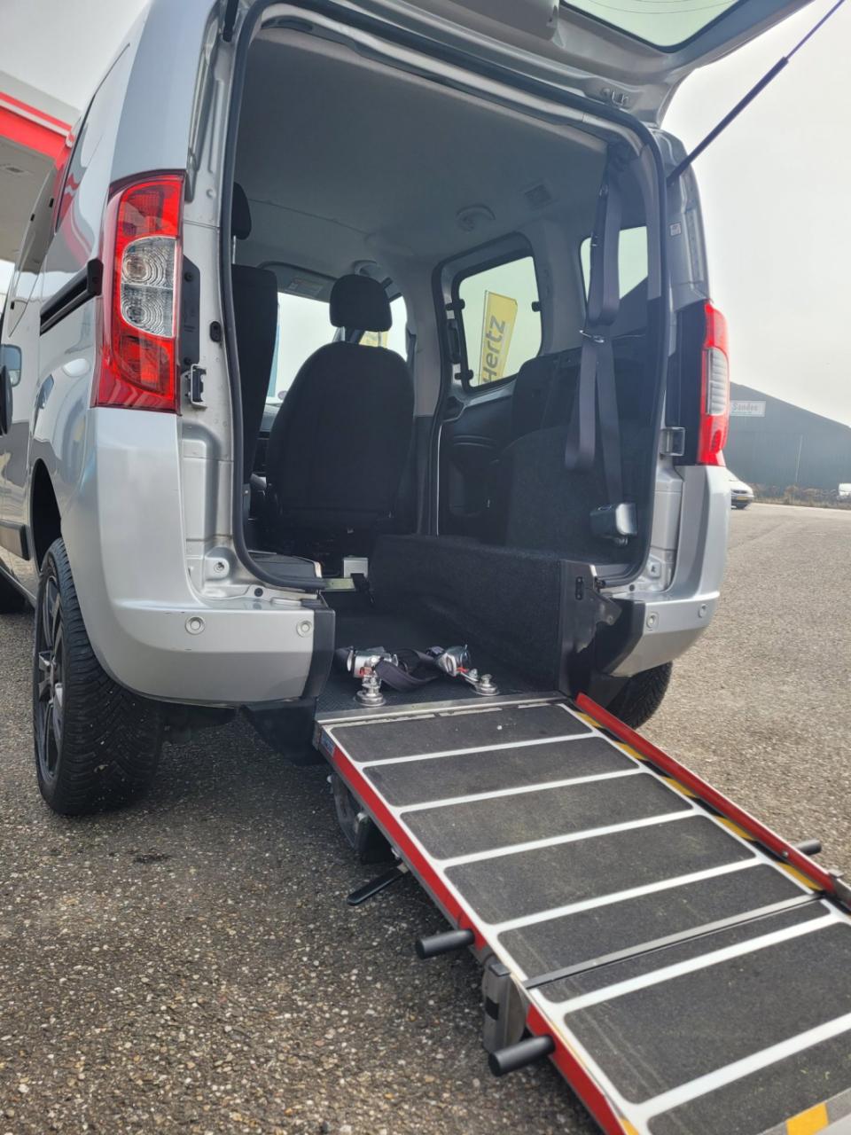 Fiat Qubo 1.4 dynamic rolstoelauto