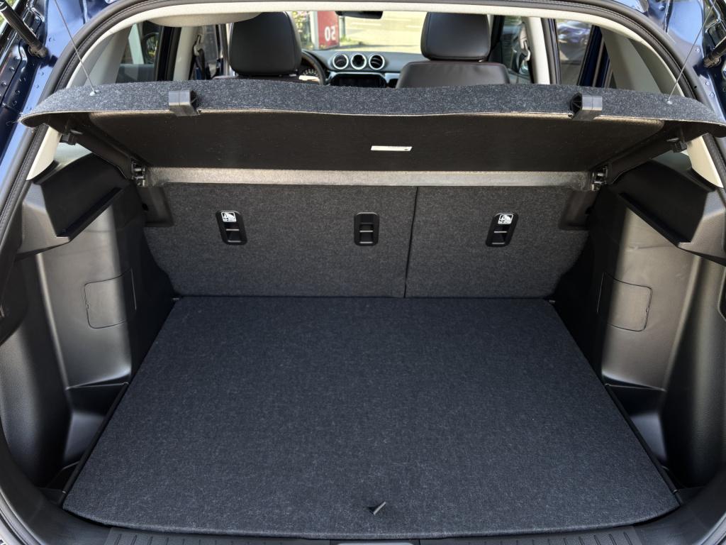 Suzuki Vitara 1.4 boosterjet smart hybrid special edition/ panoramadak