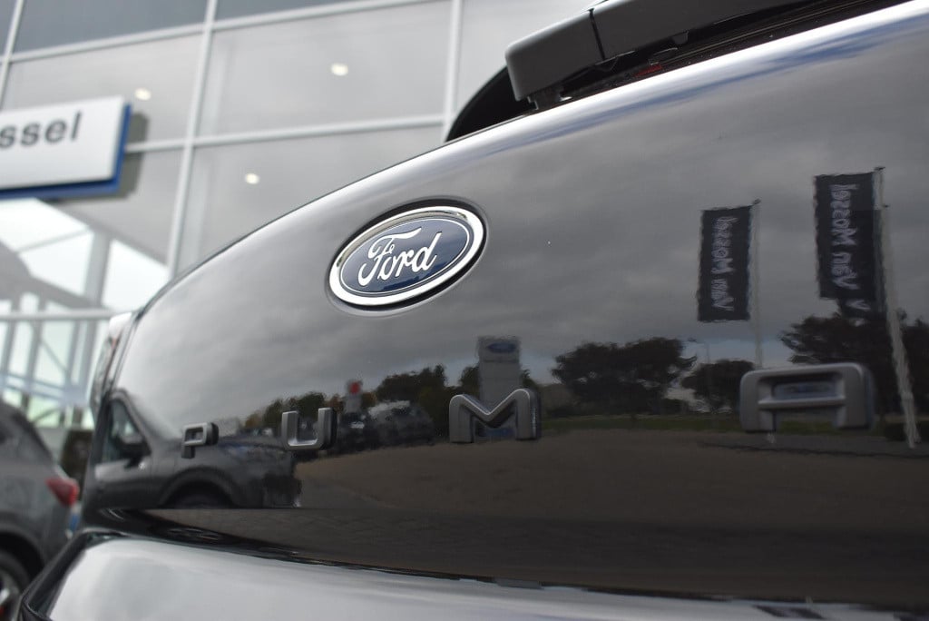 Ford Puma 1.0 ecoboost hybrid st-line x | climate control | cruise control 
