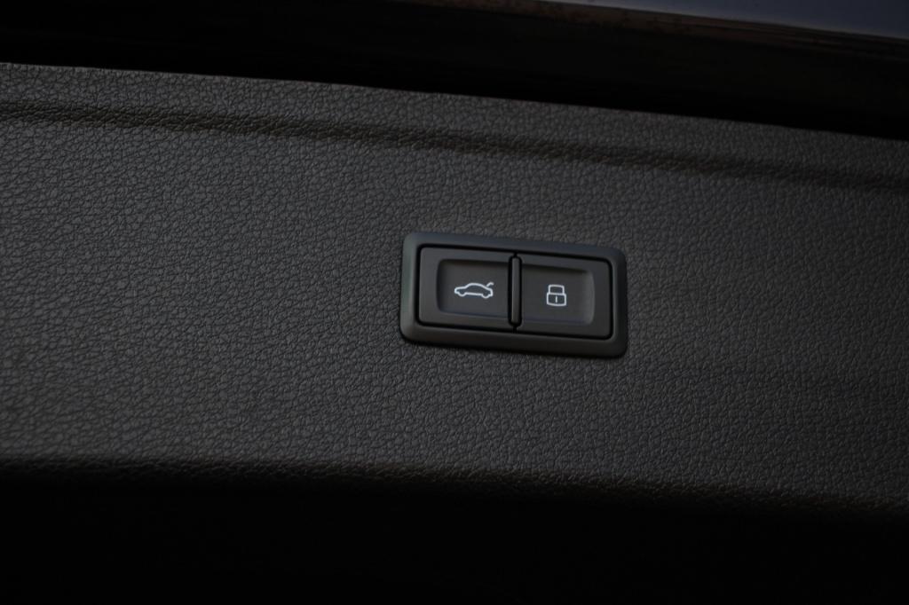 Audi Q5 50 tfsi e s edition competition | phev | vc | sfeerverlichting | tr