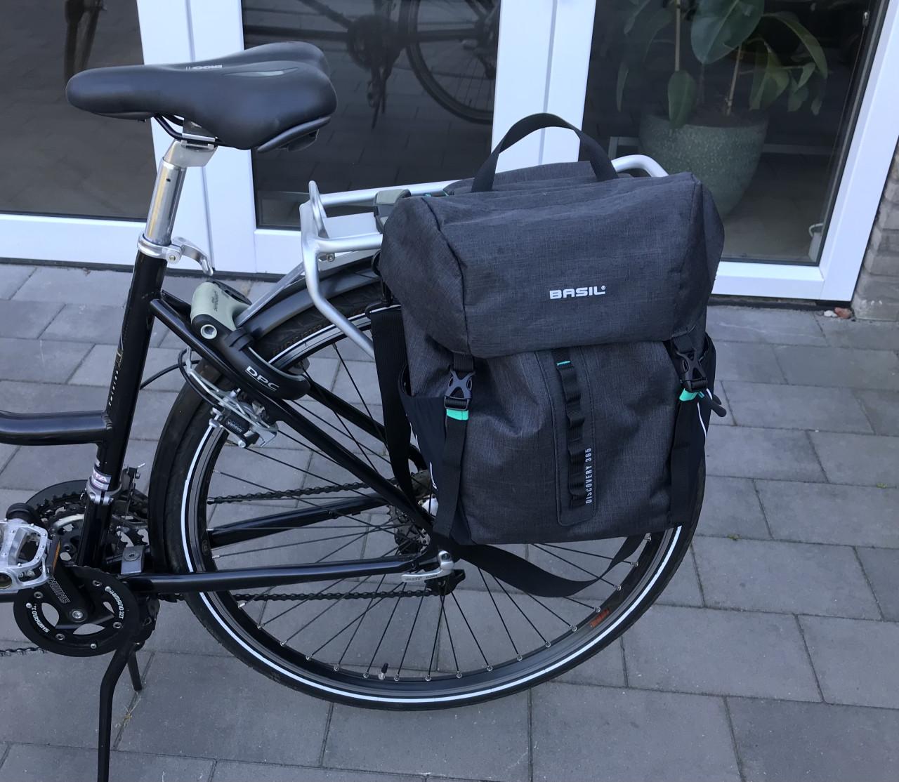 Basil fierstas als nieuw