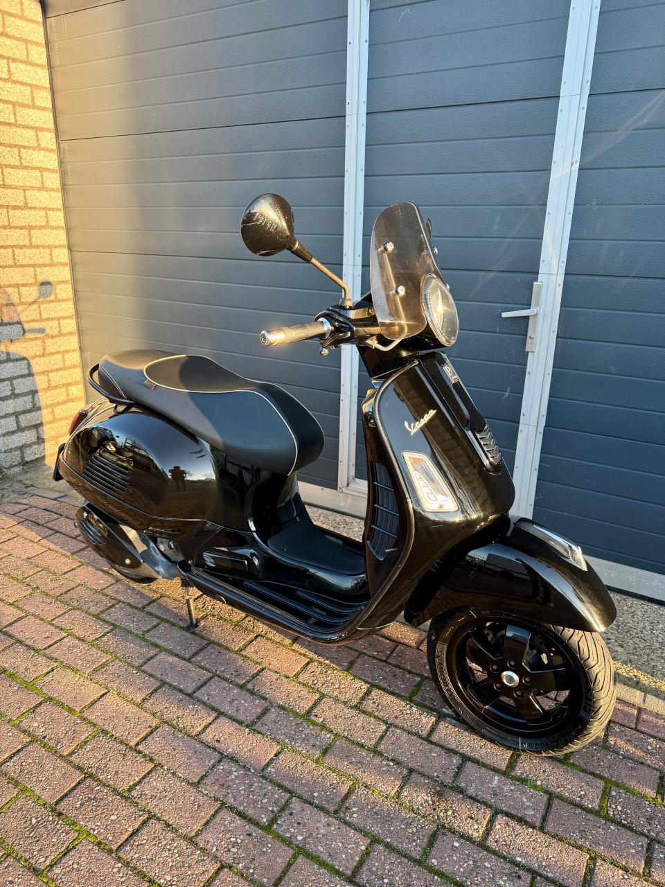 Vespa GTS 300 2014