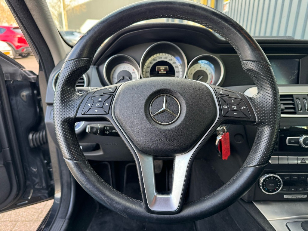 Mercedes-Benz C-Klasse 180 amb. avantgarde