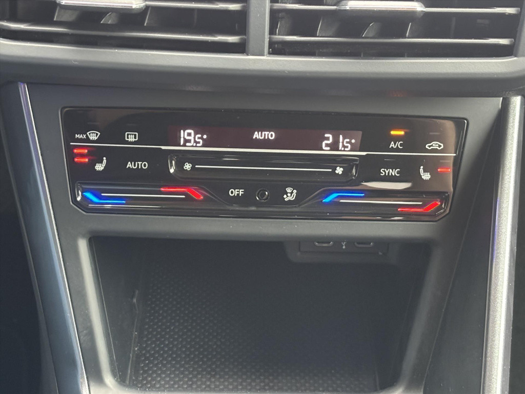 Volkswagen Taigo 1.0 tsi 110pk dsg-7 life business| iq -led light|camera|na