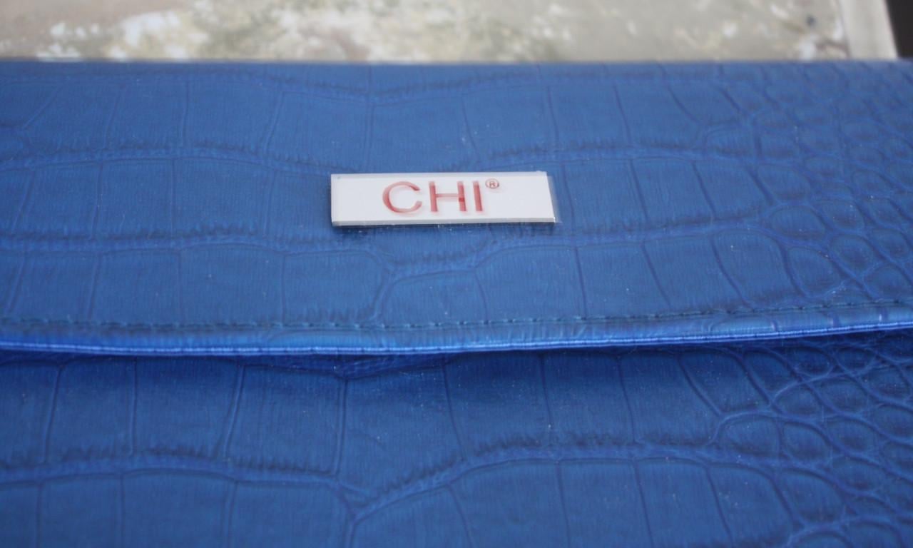 Blauw met krokodiel print clutch