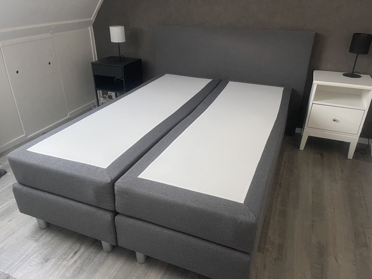 Boxspring Twijfelaar 140x200 - Grijs