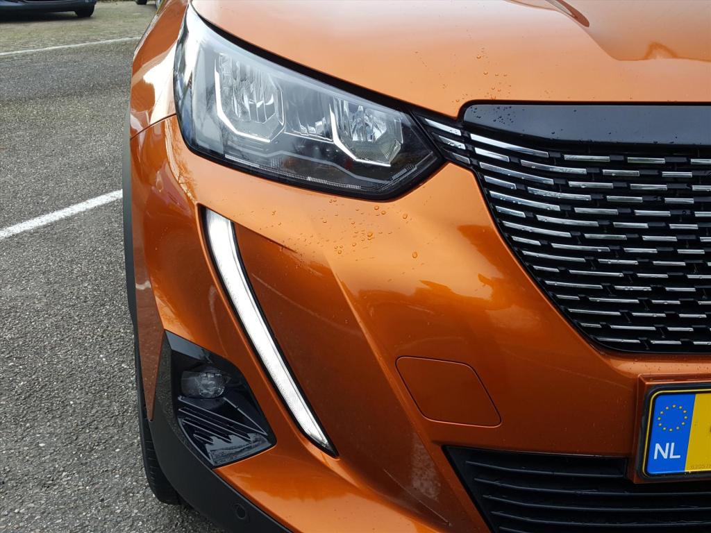 Peugeot 2008 allure 1.5 bluehdi 130pk automaat (eat8) apple carplay & andro