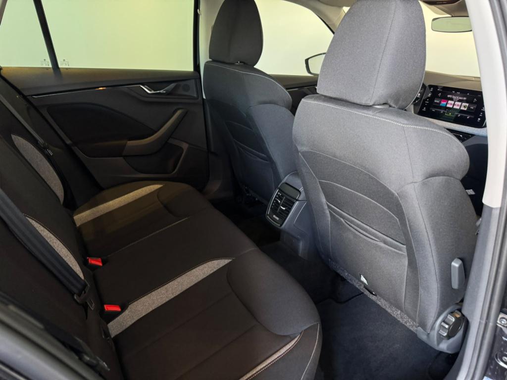 Skoda Kamiq 1.0 tsi business edition