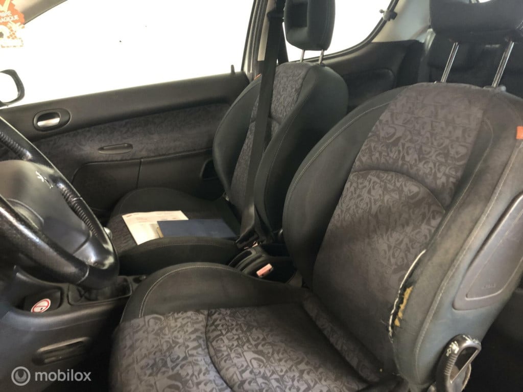 Peugeot 206 1.4-16v quiksilver