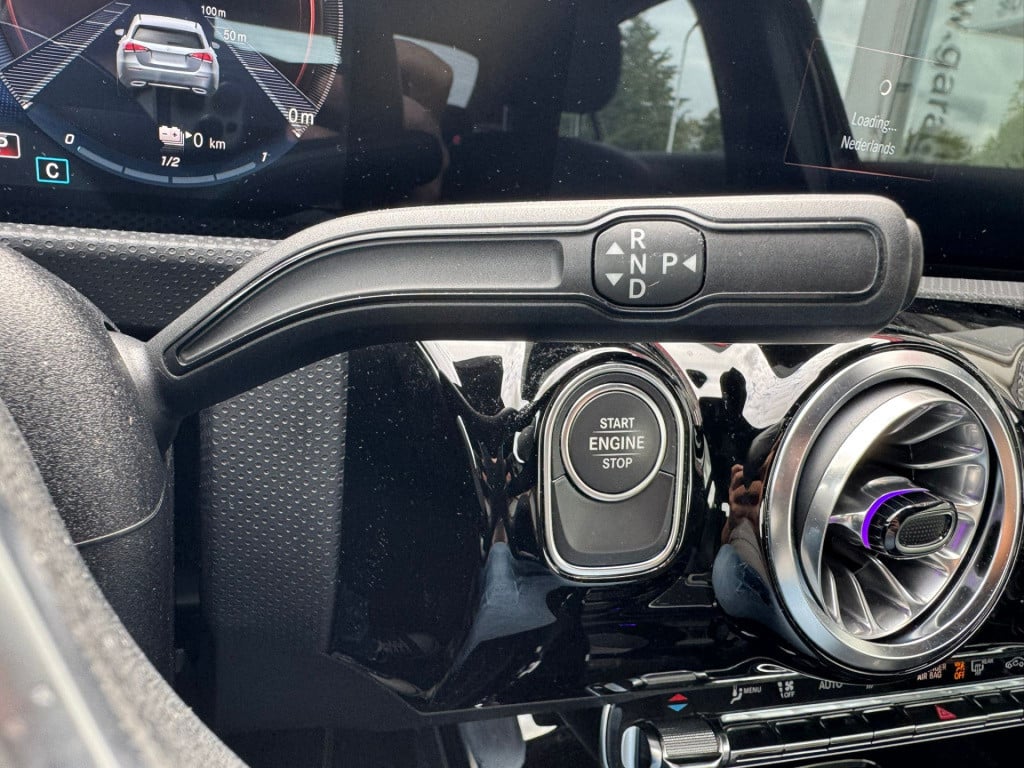 Mercedes-Benz A-Klasse 250 e business solution luxury limited
