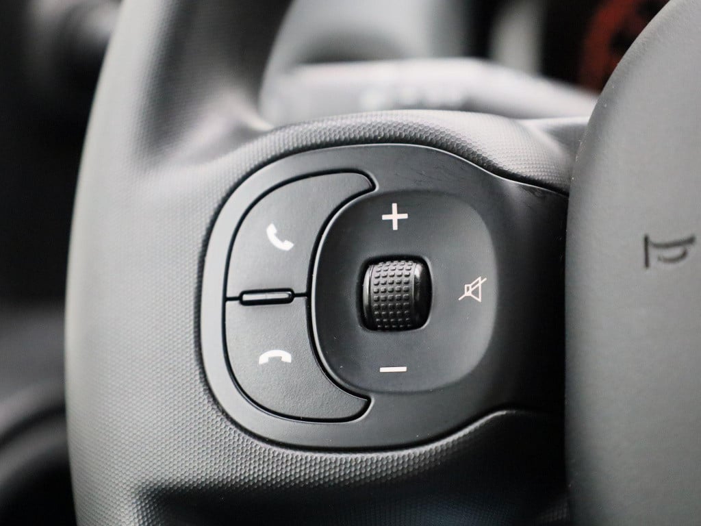 Fiat Panda 1.0 hybrid city life | bluetooth | apple carplay | airco | dab