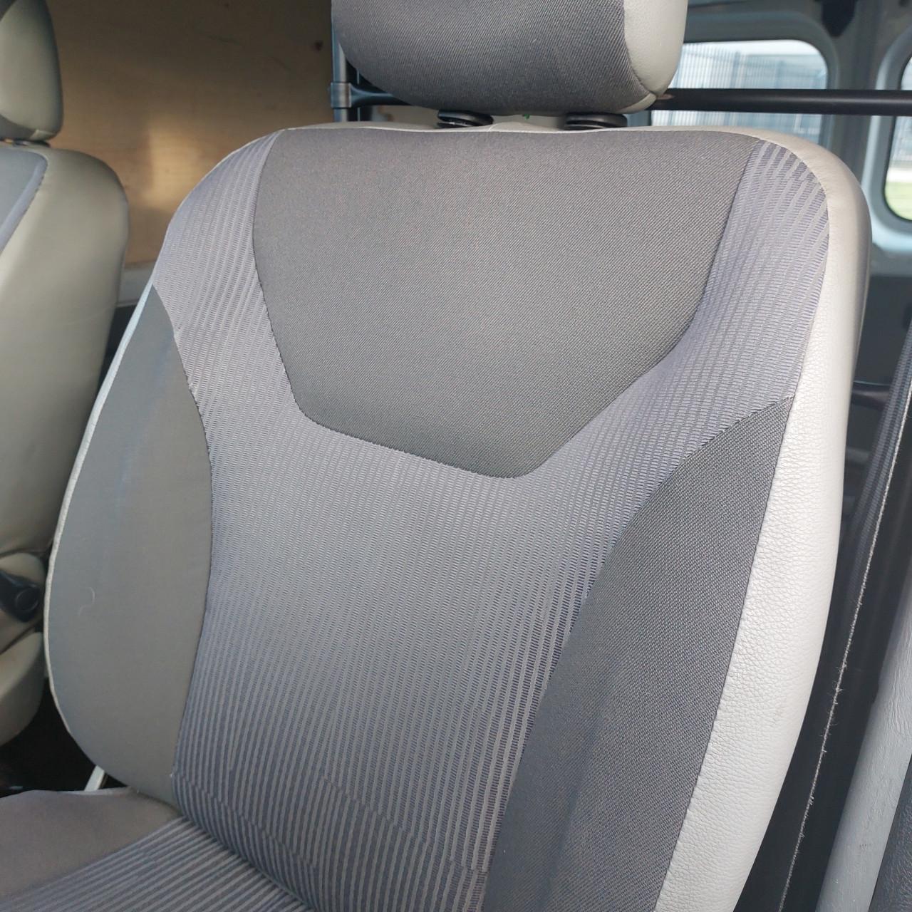 Opel Vivaro 2.0 CDTI 2.7 T -   140.801 Km