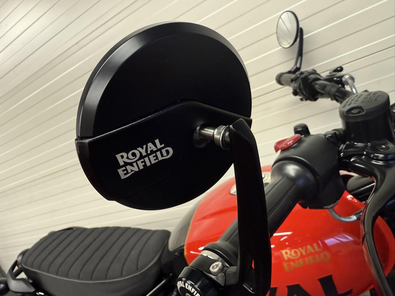 Jonge en complete Royal Enfield HNTR 350!