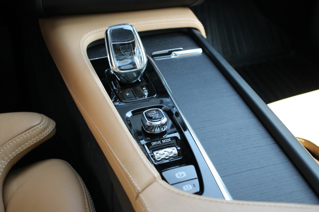 Volvo XC90 2.0 t8 twin engine awd inscription | 7prs | pano. dak | 360 cam 