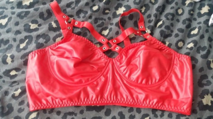 Leerlook bh rood
