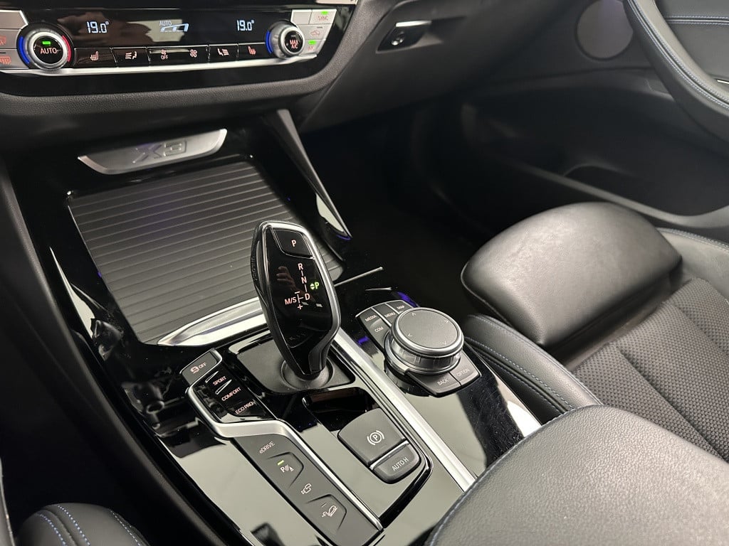 BMW X3 xdrive30e m-sport | harman/kardon | 360 camera | head-up-display