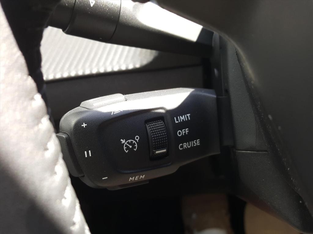 Peugeot 208 allure 1.2pt-100pk apple carplay & android auto | adaptieve cru