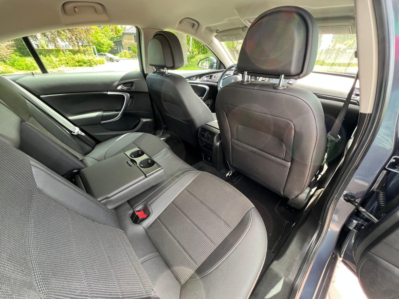 Opel Insignia 2.0 T Cosmo-AUTOMAAT/NAVI/HALFLEER