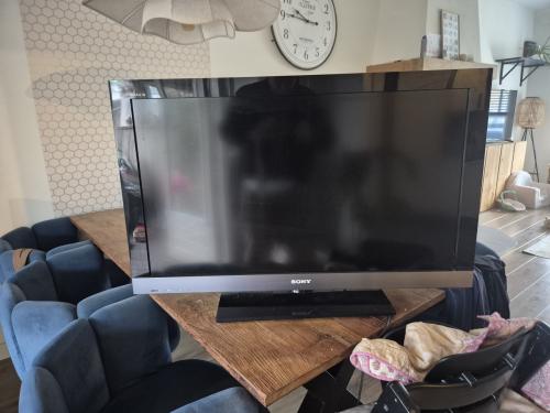 TV sony bravia 42 inch