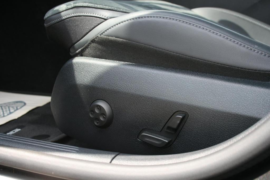 Mercedes-Benz C-Klasse estate 300 e amg line