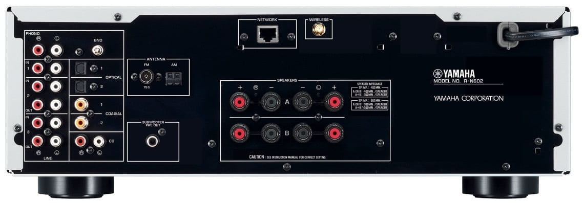 Yamaha RN602 stereo receiver met audiostreaming GERESERVEERD!