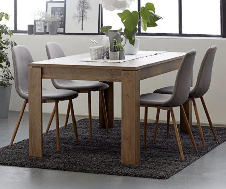 TV meubel, eettafel en bijzettafel.