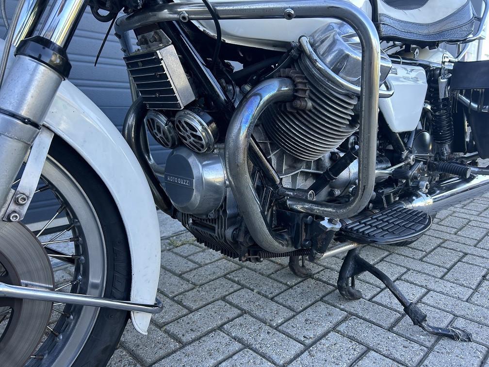 Moto Guzzi 850T uit 1975, nette klassieker, trekhaak, tassen, etc €3500,-