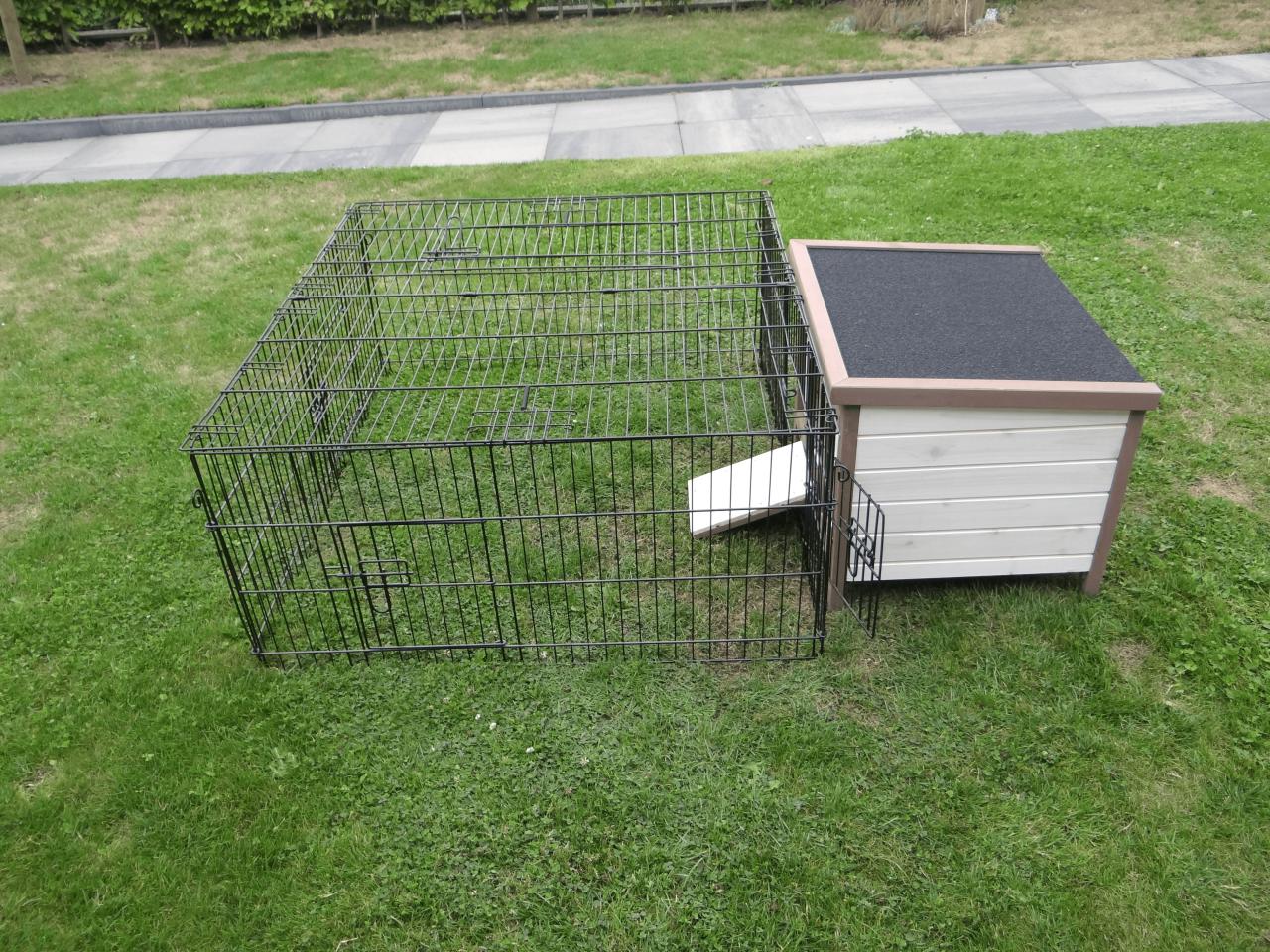 Bij 2 stuks 23% korting! Stevige Konijnenren/Kippenren Nieuw