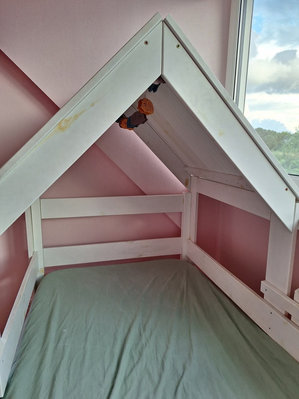 Hoogslaper huisbed