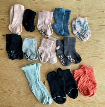 Pakket babykleding maat 50-64 (70 stuks)