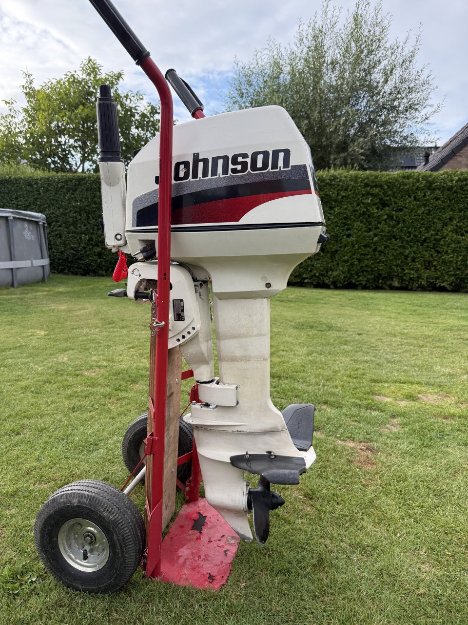 Johnson 8pk buitenboordmotor – Betrouwbare kracht op het water!