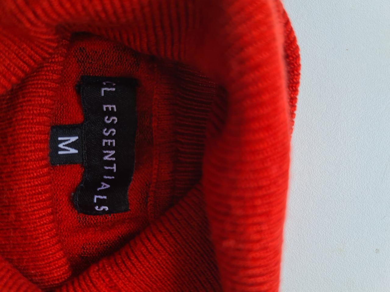 CL Essentials zwart donker rood koltrui Maat M