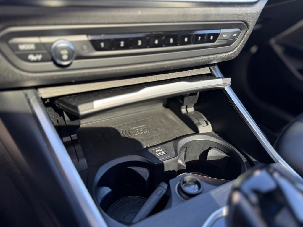 BMW 3-serie touring 330e m-sport * pano * acc * harman/ kardon